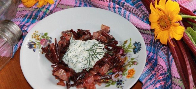 Салат из свекольной ботвы